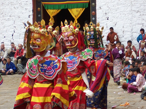 Festivals of India, hemis festival in ladakh, beauty of Leh, mask dance drama in Ladakh