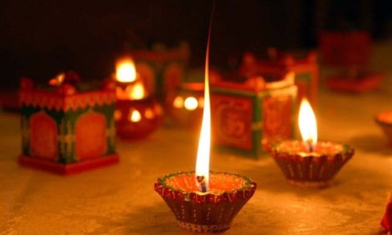 Best diwali diya designs, diwali in USA, cheap flights to India