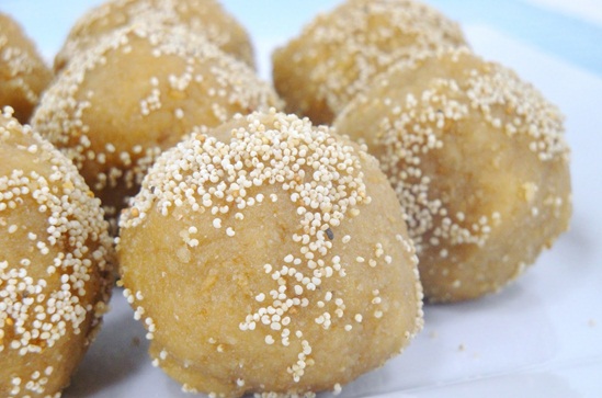 Churma ke laddu, Indian sweets, Indian festival sweets