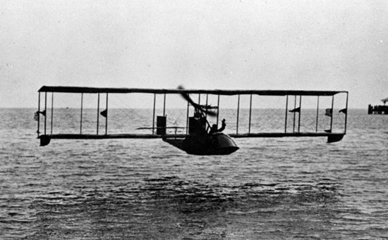 the first flight in the world, first flight in 1914, history of aviation, 