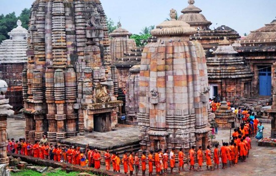temples of Orissa, Lingraj Temple, best shiva temples in India 