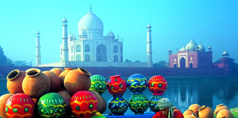 Festivals of Agra, tourist attractions of Agra, taste of Agra, taj mahotsav festival 2014, festivals of India