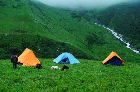 camping in dalhousie, adventure in himalayas, himachal pradesh hill stations
