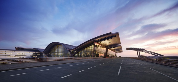 Qatar Airways' new hub, hamad international airport details, world's top 10 airports, Indian Eagle cheap flights