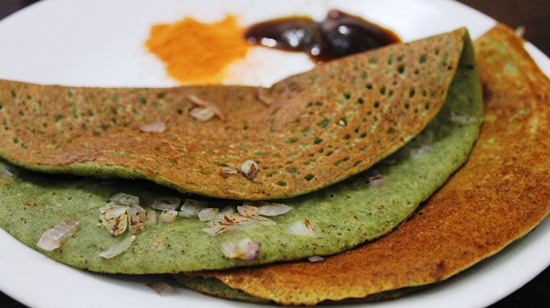 what to eat in hyderabad, masala dosa among top 10 foods in India