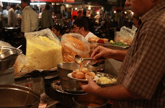 Gujarati delicacies, things to eat in Ahmedabad, things to do in Ahmedabad