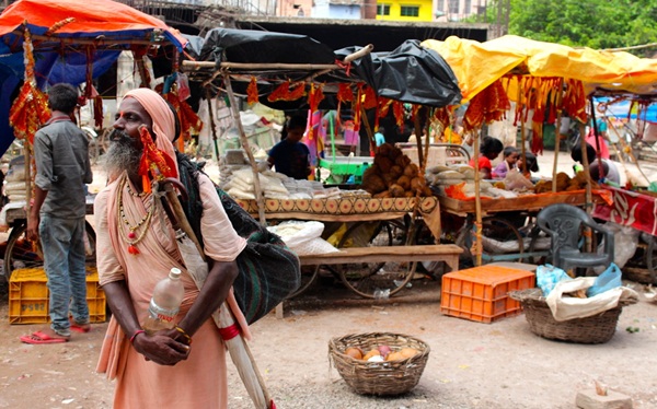 varanasai travel tips, markets of banaras, photography in ghats of varanasi