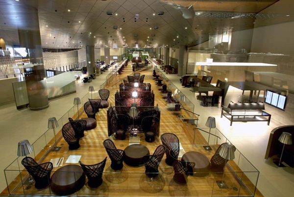 Qatar airways lounges, Al Mourjan lounge overview, Hamad International Airport overview, Indian Eagle travel news