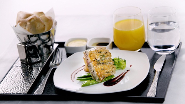 Etihad Airways' new dining sets for First Class, Etihad Airways' new dining menu, IndianEagle travel