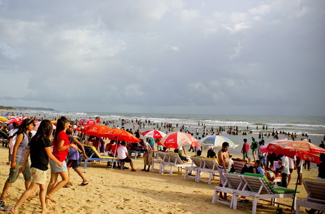 Goa beaches, goa adventure, goa restaurants, goa travel guide, IndianEagle flights