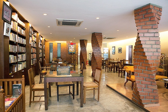 Bangalore book cafes